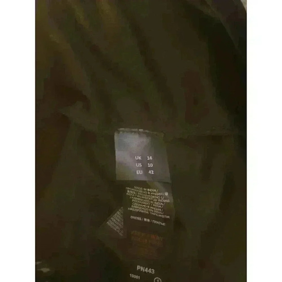 Capsule Women’s 10 Black Floral Empire Waist Knee Length‎ Sheath Dress - Picture 10 of 11